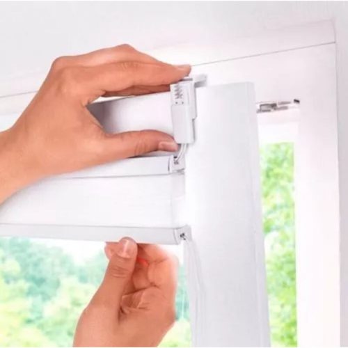 Designová zatemňovací roleta Blux 120 x 130 cm – světle modrá